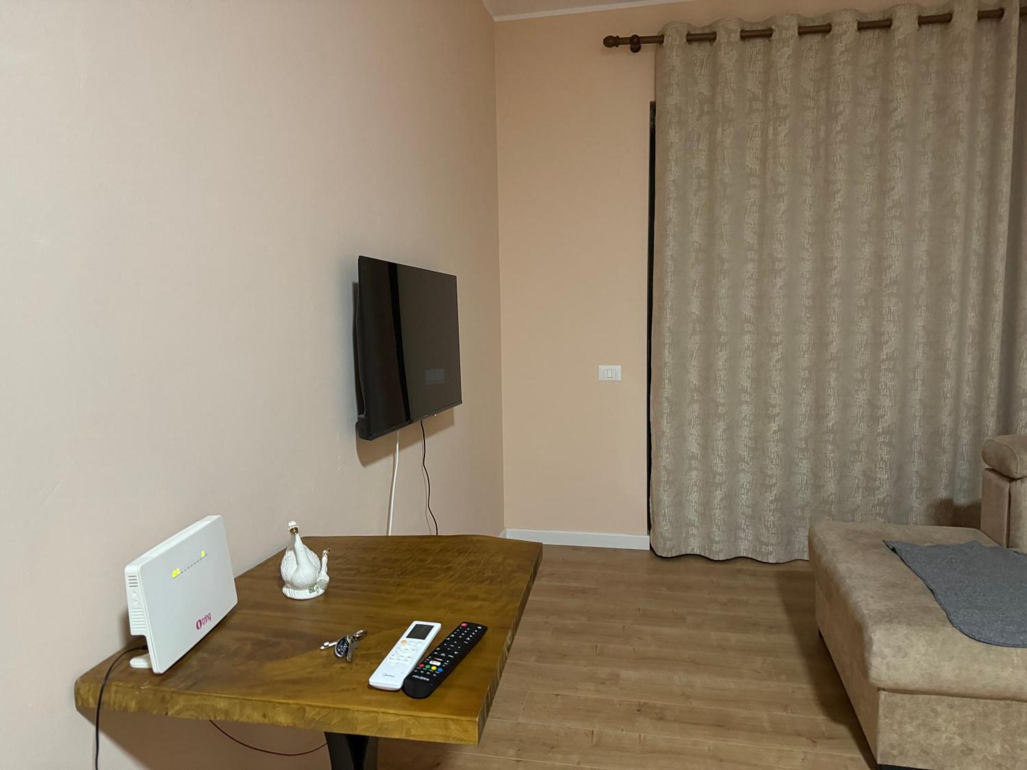 Cc Comfort Apartment Тирана Екстериор снимка